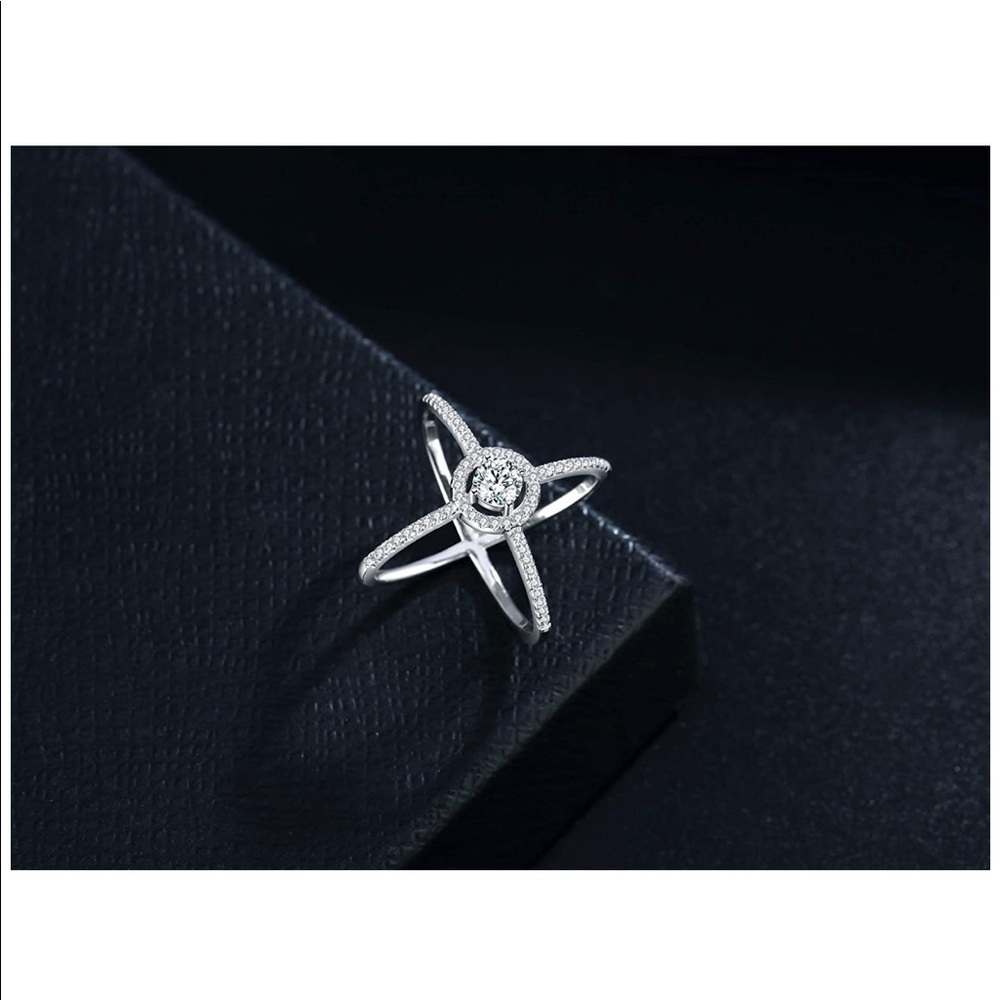 Sterling Silver ENDLESS LOVE  Cubic Zirconia Criss Cross Ring Size 9